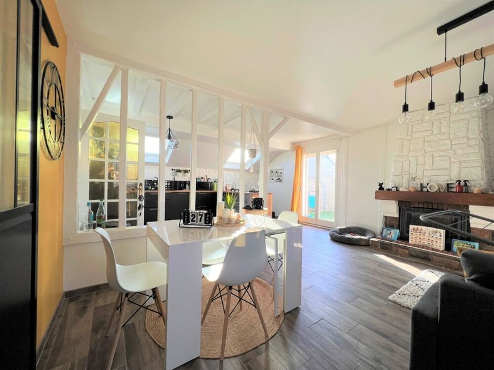 Appartement T3 de 80 m² avec terrasse de 40 m² à vendre sur COMBS LA VILLE (77) Dpt Seine et Marne
