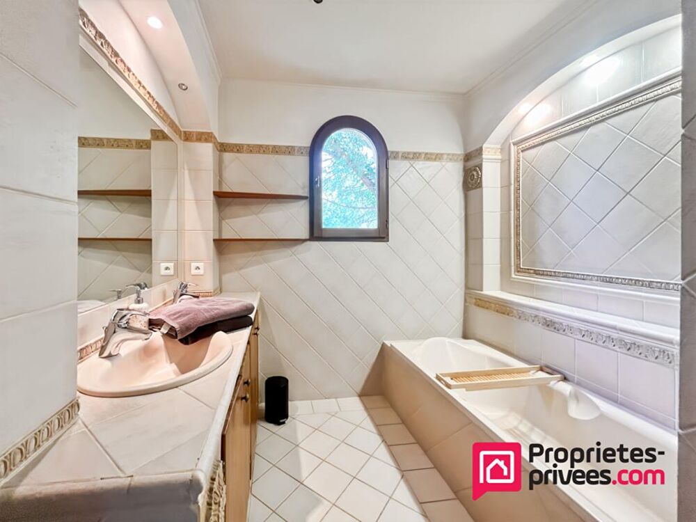à vendre  Villa Saint-Paul-de-Vence (06570)