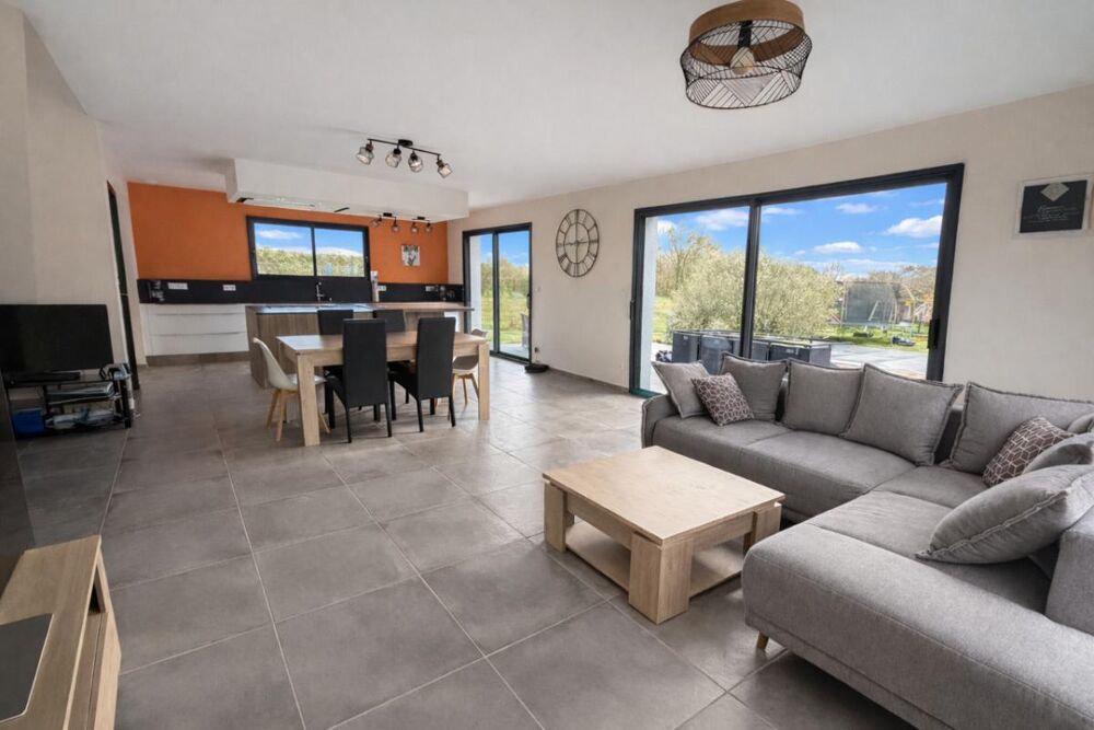 � vendre  Maison Salles (33770)