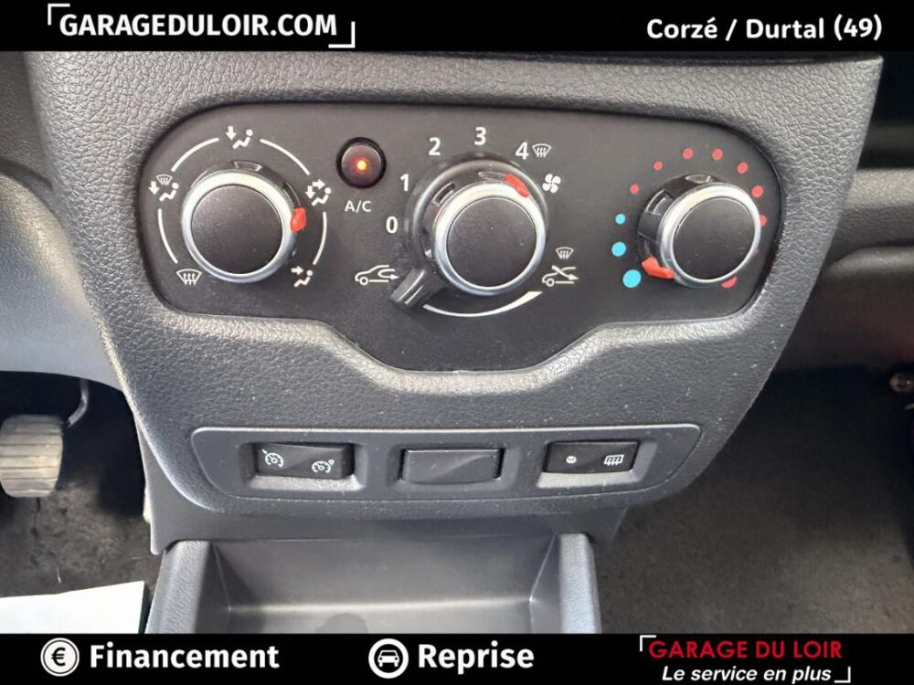 Dokker Stepway Blue dCi 95 2020 occasion 49140 Corz&eacute;