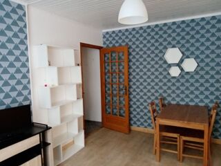  Appartement à louer 2 pièces 41 m²