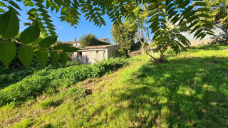  Remise / Grange � vendre 2 pi�ces 275 m� Echire