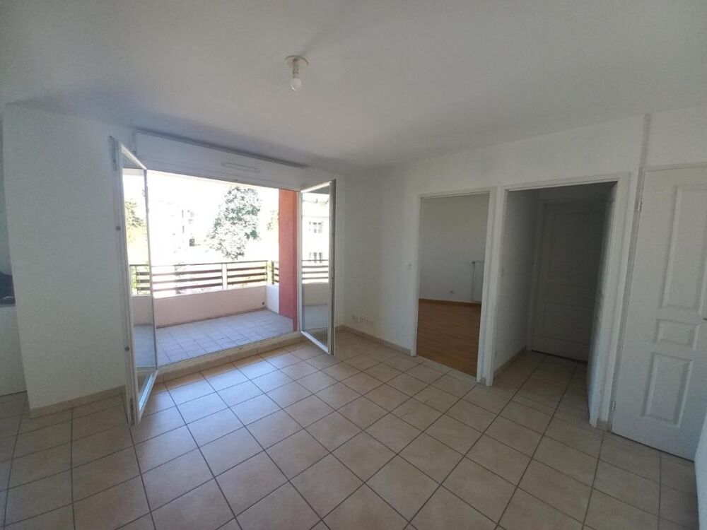 T2 avec balcon et parking à CLERMONT FERRAND