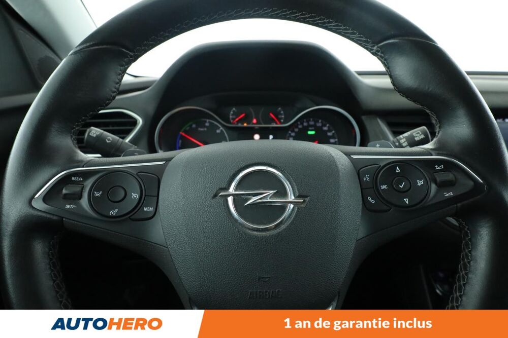 Grandland x 1.6 Hybrid4 4WD Ultimate Automatique 300 ch 2021 occasion 92130 Issy-les-Moulineaux