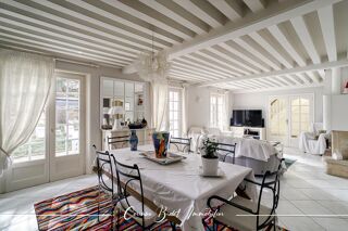  Villa � vendre 8 pi�ces 320 m�