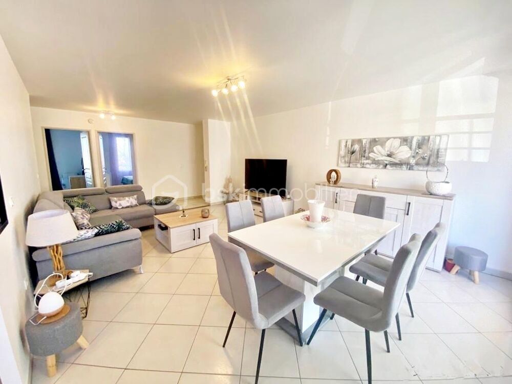DPT VAR - HYERES ALMANARRE - T3 DE 68 M² AVEC ASCENSEUR, TERRASSES ET GARAGE