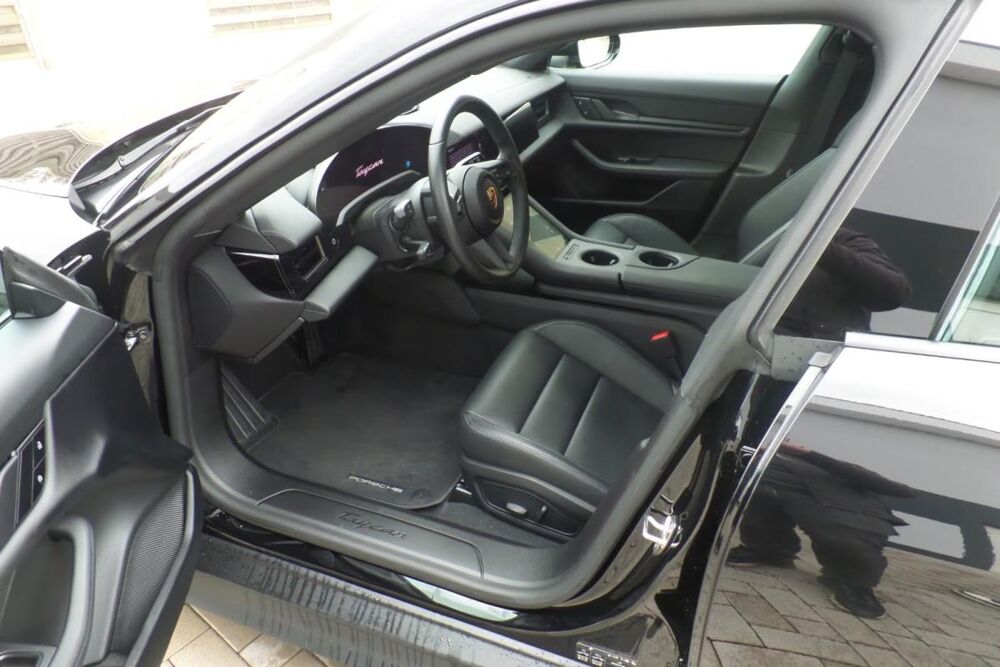Taycan 2024 occasion 33000 Bordeaux