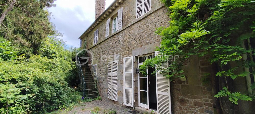 Château à vendre - Aile de château d'exception sur la commune de Parigné  457 m²  2 hectares de terrain