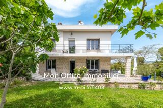  Maison  vendre 8 pices 185 m