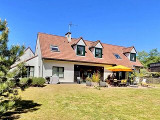  Maison à vendre 15 + pièces 282 m²