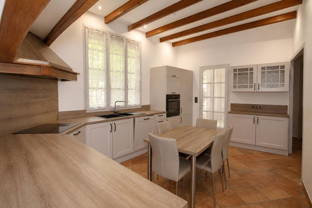 Maison Pepieux 9 pièce(s)