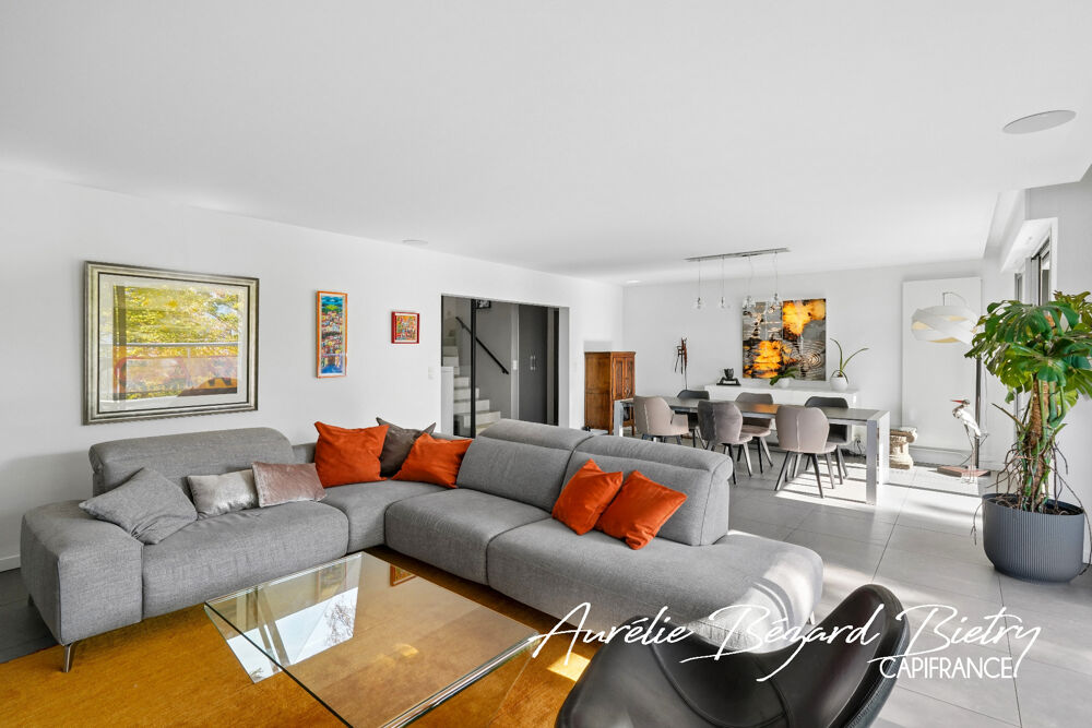 Vente Duplex/Triplex Duplex en dernier étage avec terrasse plein ciel de 143 m² Sevres