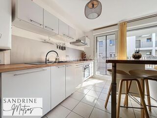  Appartement � vendre 4 pi�ces 74 m�