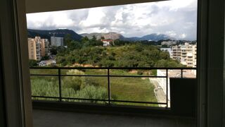  Appartement à louer 4 pièces 94 m²