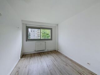  Appartement � vendre 5 pi�ces 97 m�