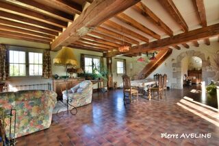  Maison à vendre 11 pièces 353 m²