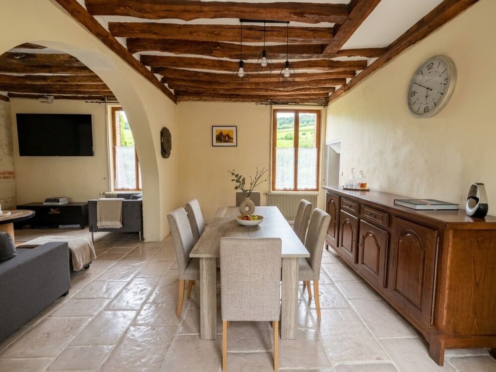 LES ANDELYS  MAISON FAMILIALE  5 CHAMBRES  158 M²  TERRAIN 945 M²