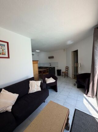  Appartement à louer 2 pièces 48 m²