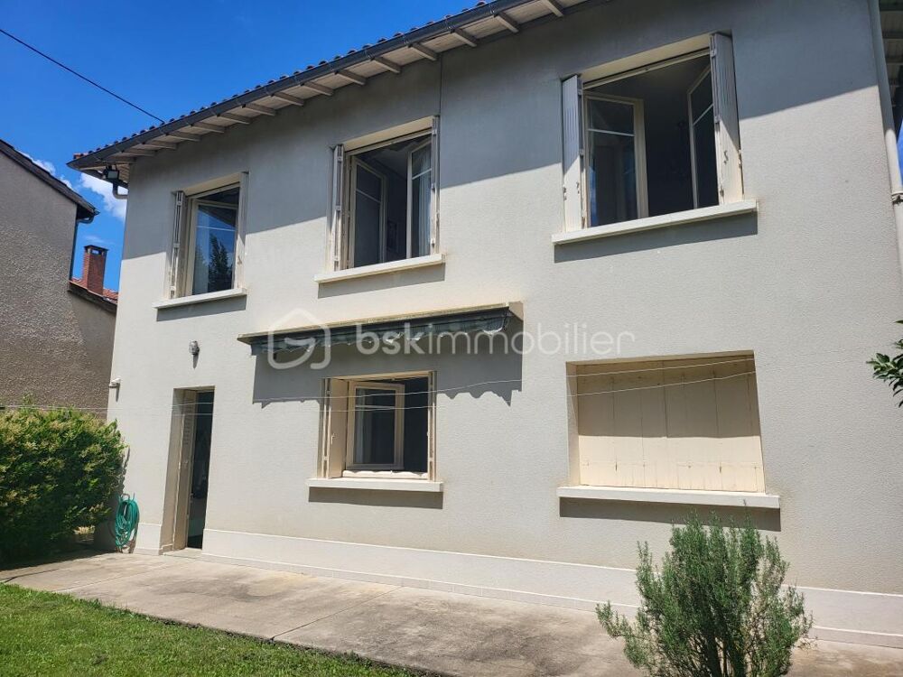Vente Maison MAISON AGEN 158 m²- GARAGE- JARDIN- 3 CHAMBRES + 1 BUREAU Agen
