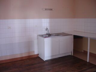  Appartement à louer 4 pièces 81 m²