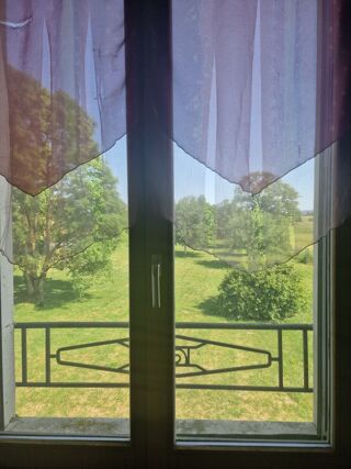  Propriété/château à vendre 8 pièces 228 m²