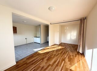  Appartement à louer 1 pièce 39 m²