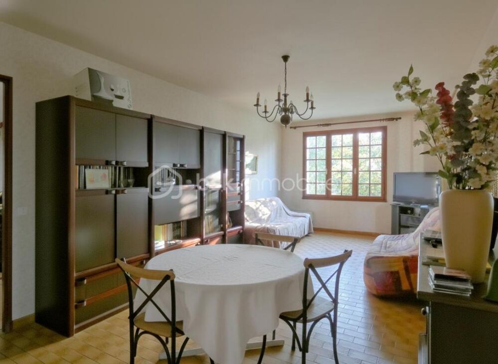 Vente Maison Plain-pied T3 avec garage et cave, sur terrain clos Marennes