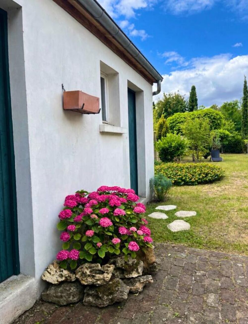 Vente Maison Maison à Compiègne :  5 pièce(s) 95 m2 + Jardin et dépendance Compiegne