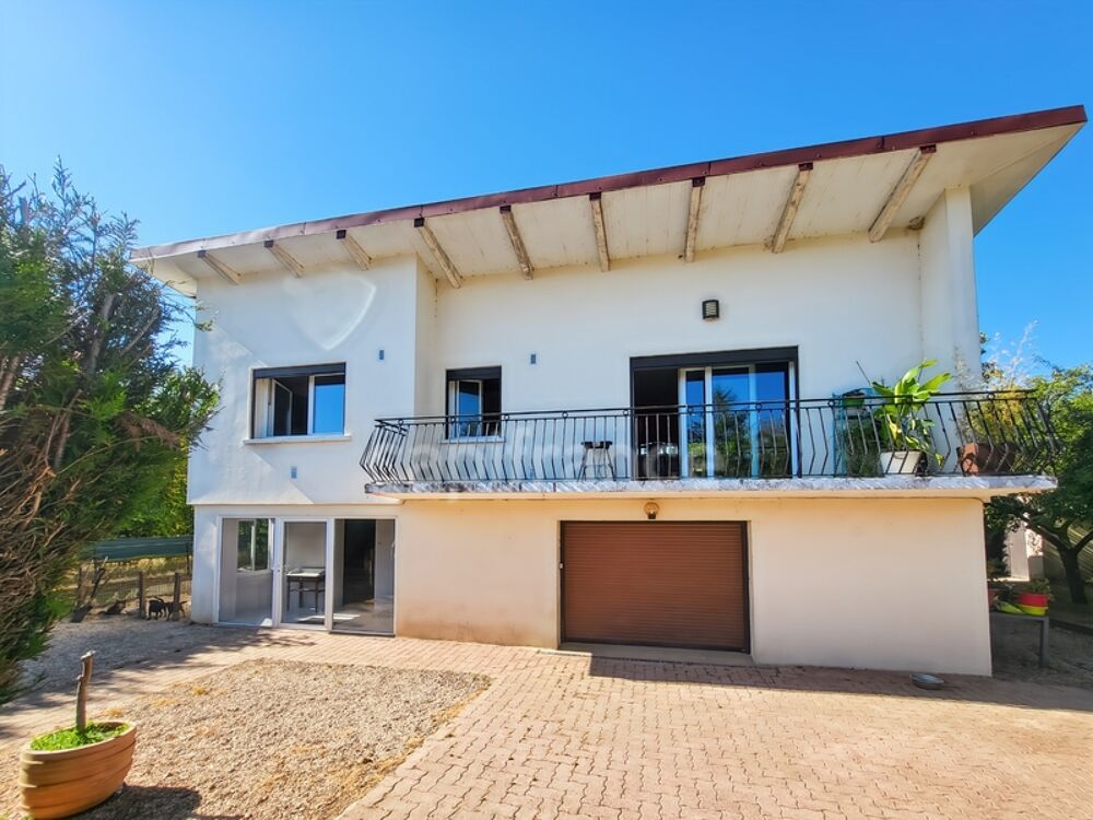 Vente Maison ETEVAUX, Maison sur sous-sol complet – 2 chambres et 1 bureau Etevaux
