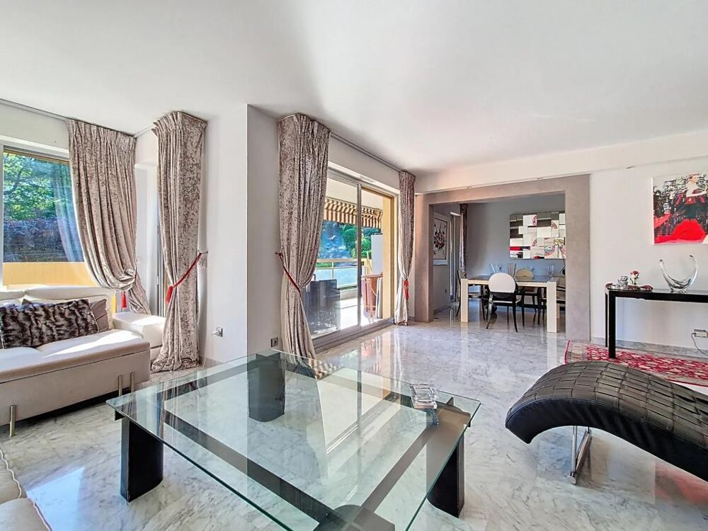 � vendre  Appartement Cagnes-sur-Mer (06800)