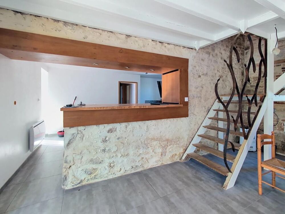 Vente Maison Maison de 5 pièces de 134 m² au Poiré-sur-Vie Le poire sur vie
