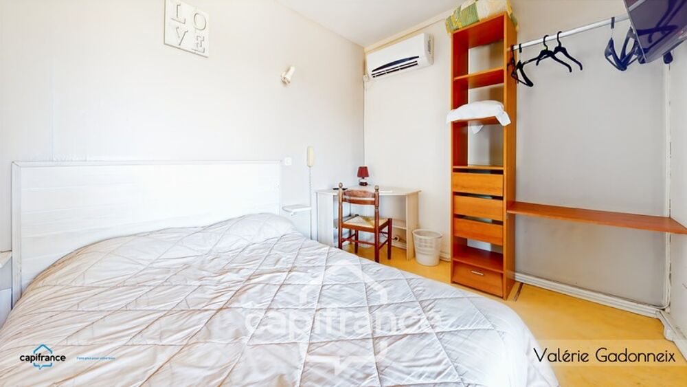 � vendre  Propri�t�/ch�teau Sainte-Soulle (17220)