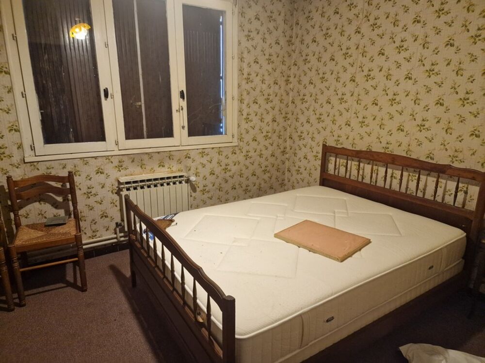 MAISON à vendre 5 pièces proche VITTEL (88) avec GARAGE et ATELIER - TERRAIN : 1515 m2