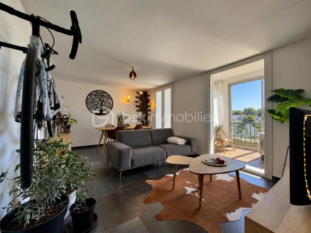 Vente Appartement Dernier étage rénové et lumineux, avec véranda et garage Avignon
