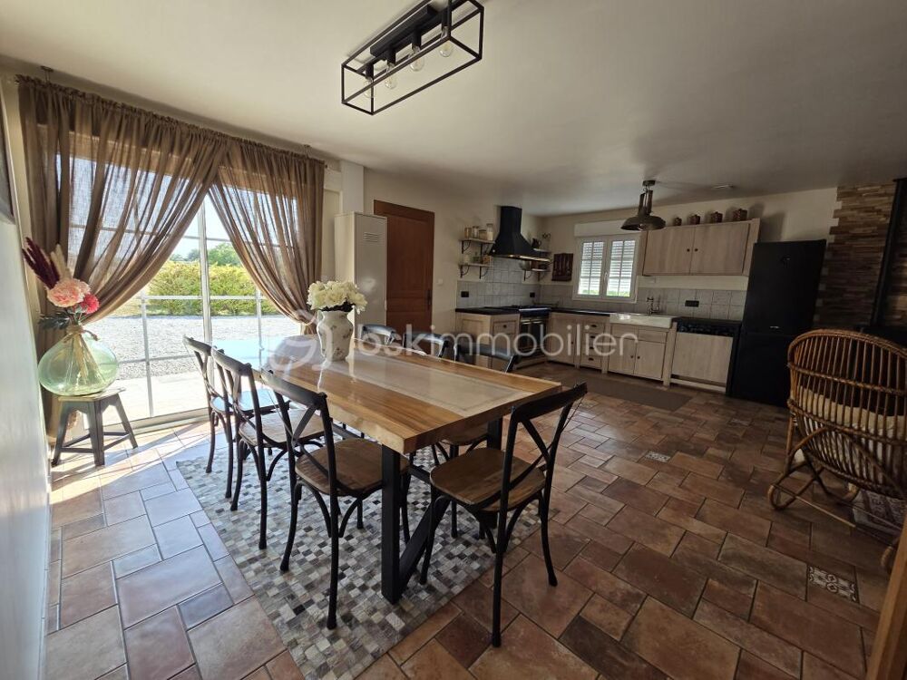 Vente Maison Pavillon impeccable avec jardin clos Aigre