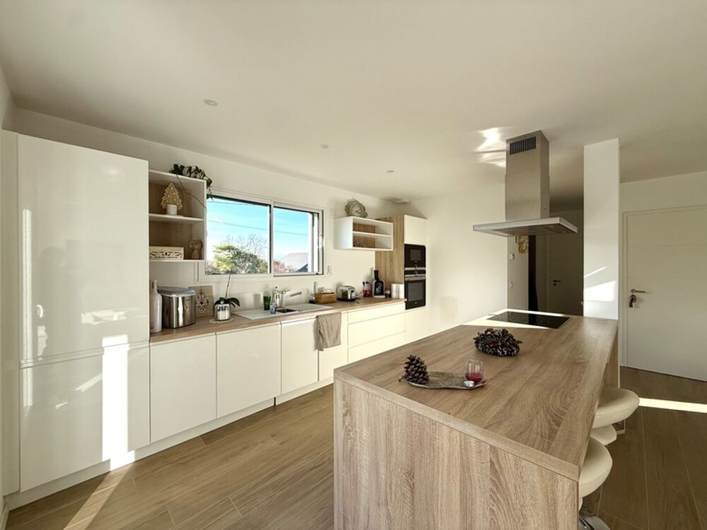 Maison à vendre 5 pièces SCIEZ (74)