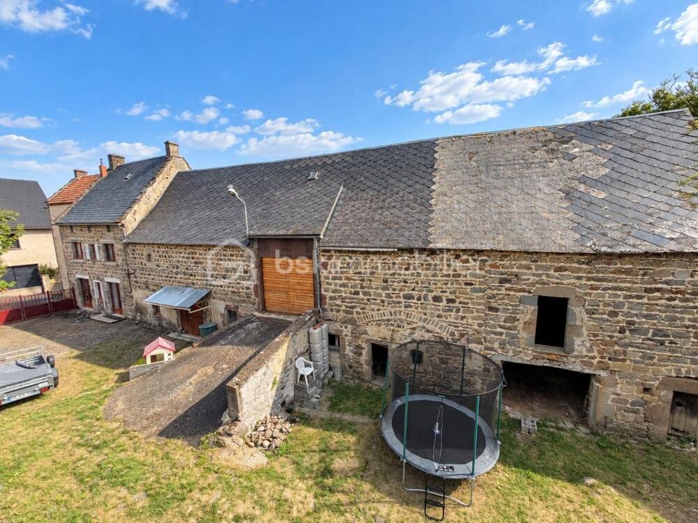 Vente Maison ? SAINT-NECTAIRE – MAISON DE CARACTÈRE AVEC NOMBREUSES DÉPENDANCES Saint nectaire