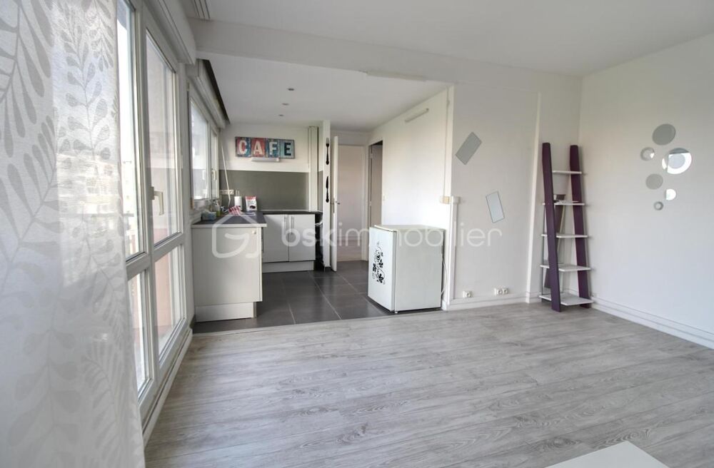 APPARTEMENT F2 - 1 chambre avec balcon et vue sur forêt