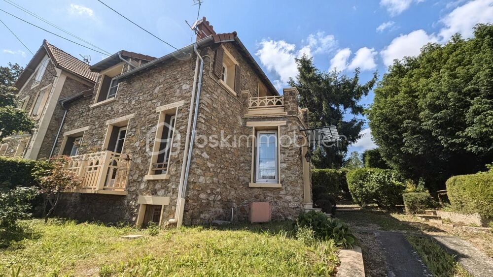 Maison meulière + dépendance