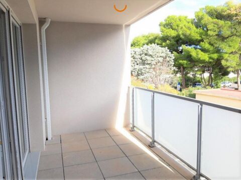   Studio avec balcon et parking  MEZE Appartement - 1 pice(s) - 29 m