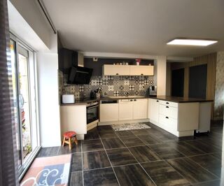  Maison à vendre 6 pièces 185 m²