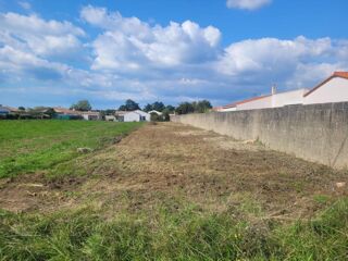  Terrain à vendre 674 m²