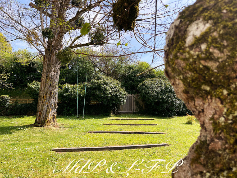 � vendre  Maison Montguyon (17270)