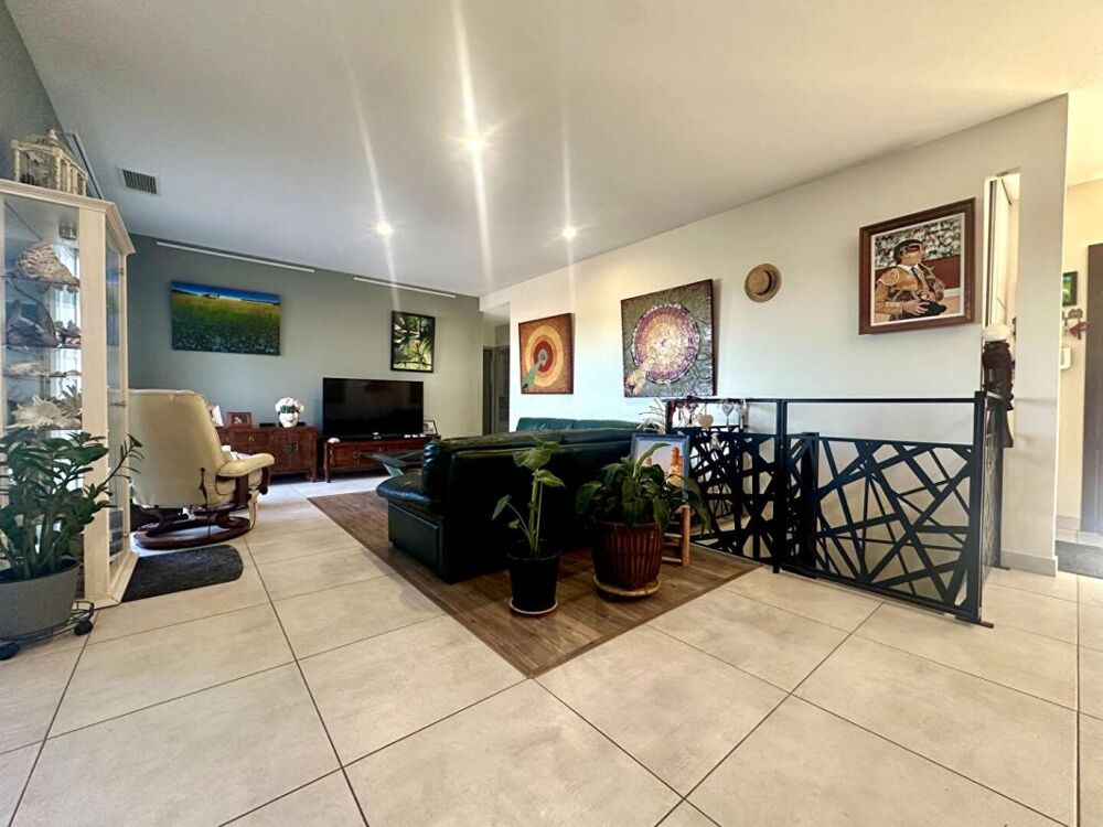 Maison 4 faces avec suite parentale, sous-sol aménagé et vue dégagée ? Tresserre