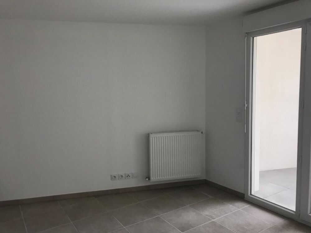 Location Appartement T2 avec balcon et parking à TOULON Toulon