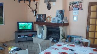  Immeuble à vendre 5 pièces 200 m²
