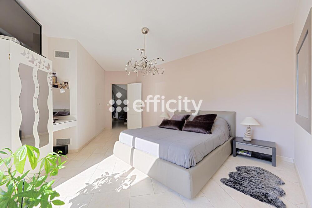 � vendre  Villa La Queue-en-Brie (94510)