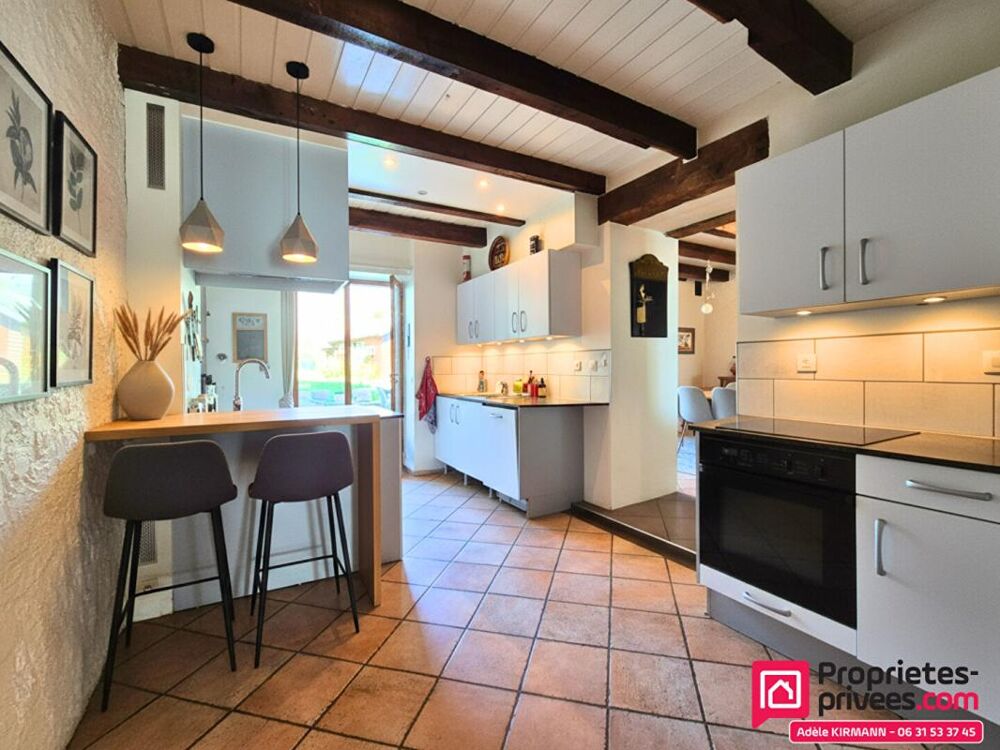 Vente Maison CHEVRIER 74520 : MAISON PIERRE 211M2 - JARDIN SANS VIS-À-VIS Chevrier