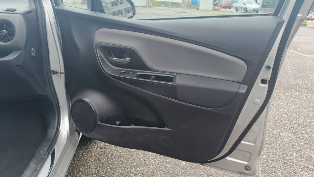 Yaris 1.0 VVT-i 72 Ultimate 2020 occasion 38300 Crachier