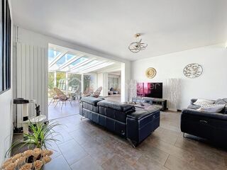  Maison  vendre 8 pices 188 m